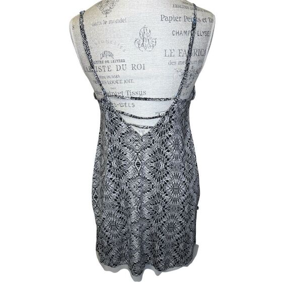 Cosmopolitan Nightie Slip Black and White Patterned With Blue Lace Size Large - Picture 3 of 16